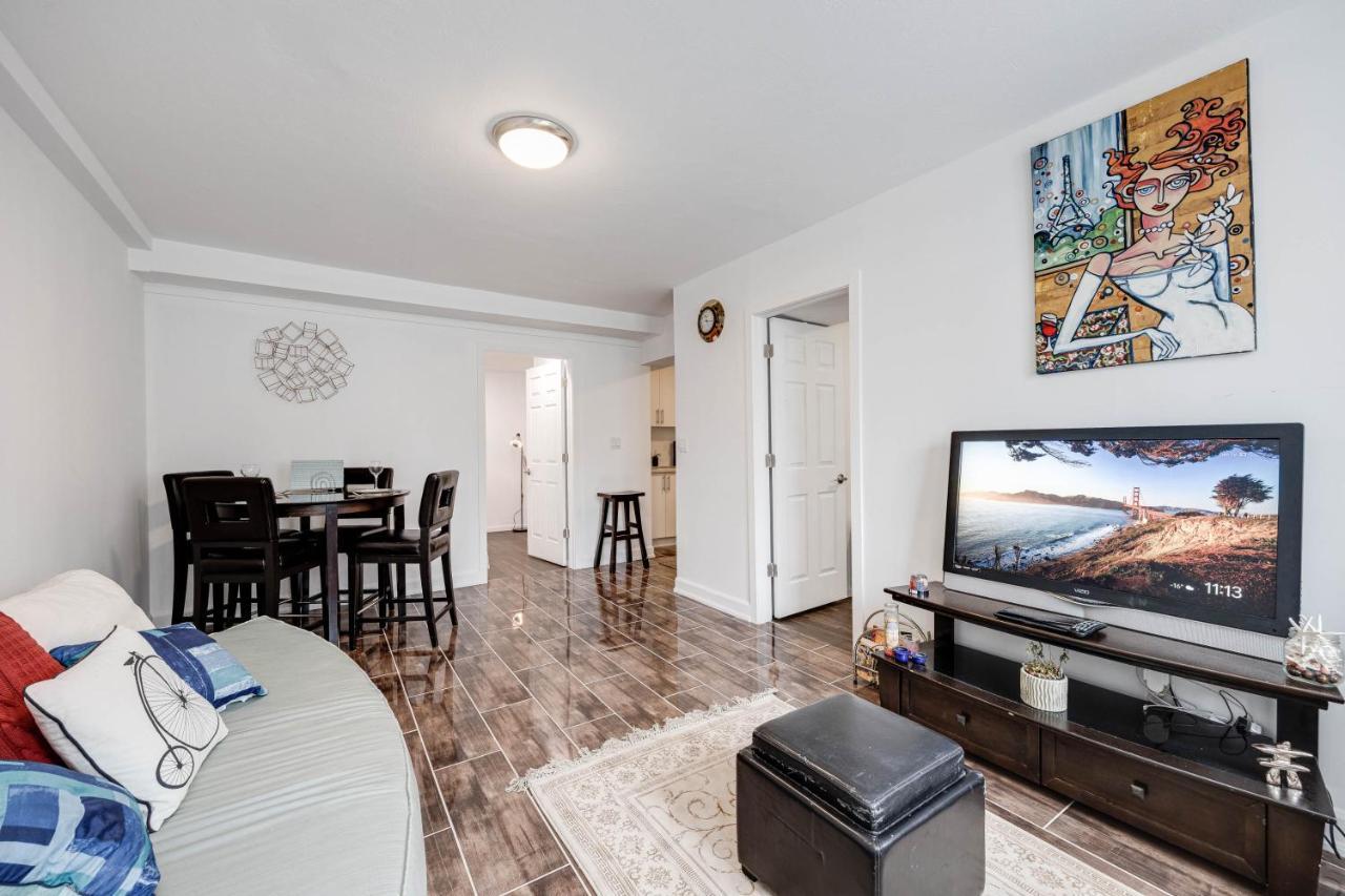 Bright Parkdale Court - Little Portugal W/ Free Parking Toronto Exterior photo