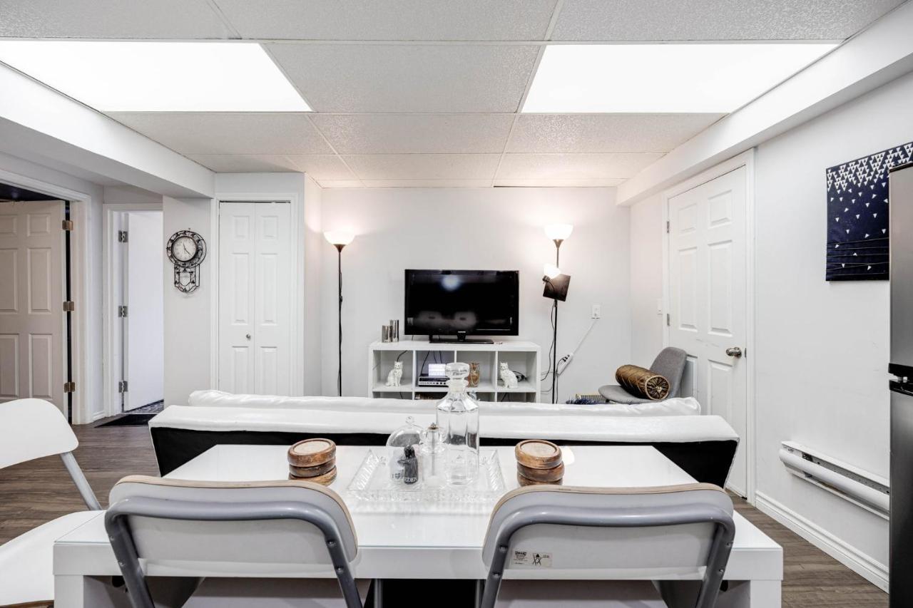Bright Parkdale Court - Little Portugal W/ Free Parking Toronto Exterior photo
